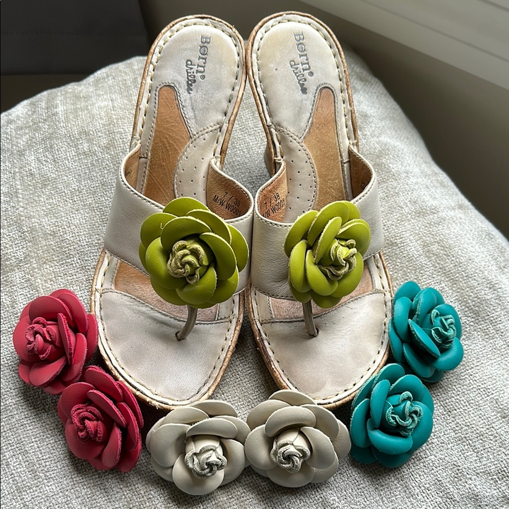 Born Cream Floral Sandals with interchangeable Leather Flowers
